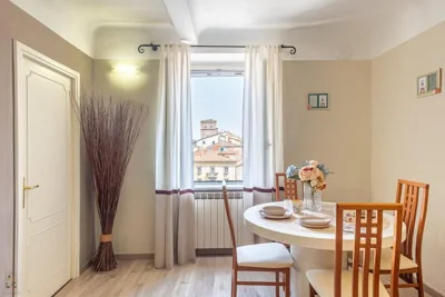 Panoramic View from a Beautiful Lucca Apartment – 照片 10